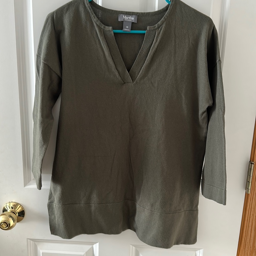 Green 3/4 Sleeve Top